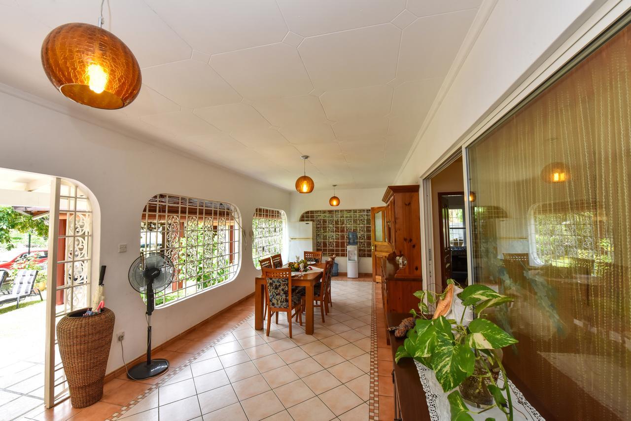 Jessies Guest House Seychelles Beau Vallon  Luaran gambar